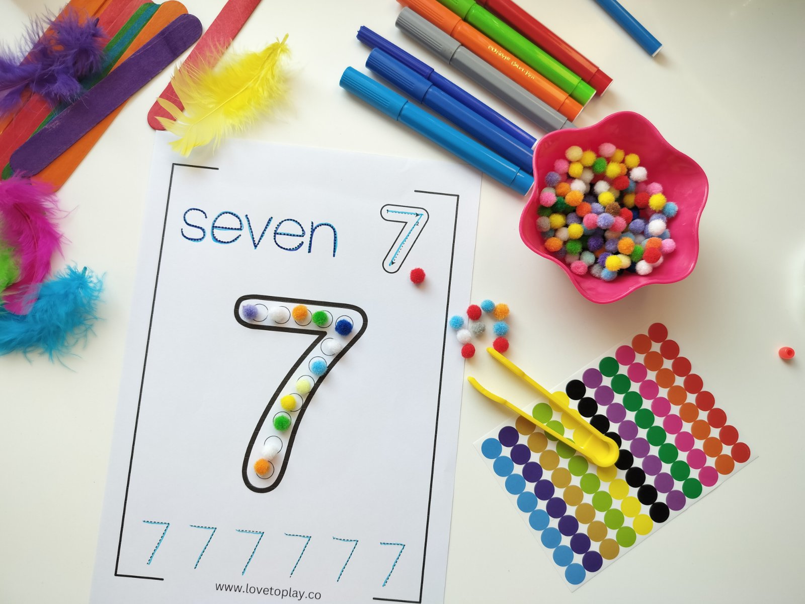 NUMBERS DO A DOT FREE ACTIVITY BOOK