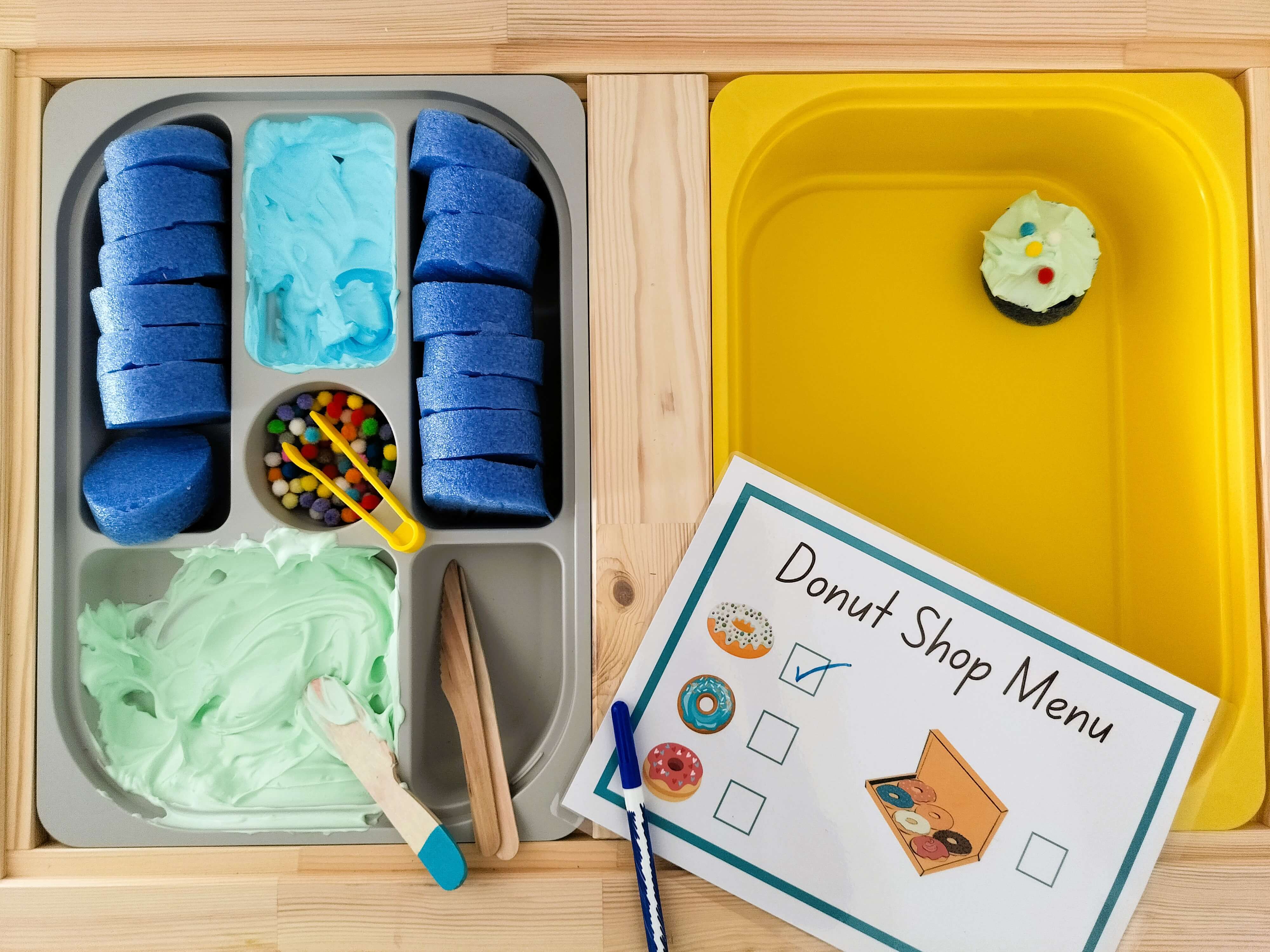 DONUT STAND DRAMATIC PLAY CENTER FOR KIDS 